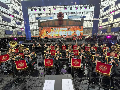 ЦЭРГИЙН ХӨГЖМИЙН НААДАМД ОРОЛЦОЖ БАЙНА